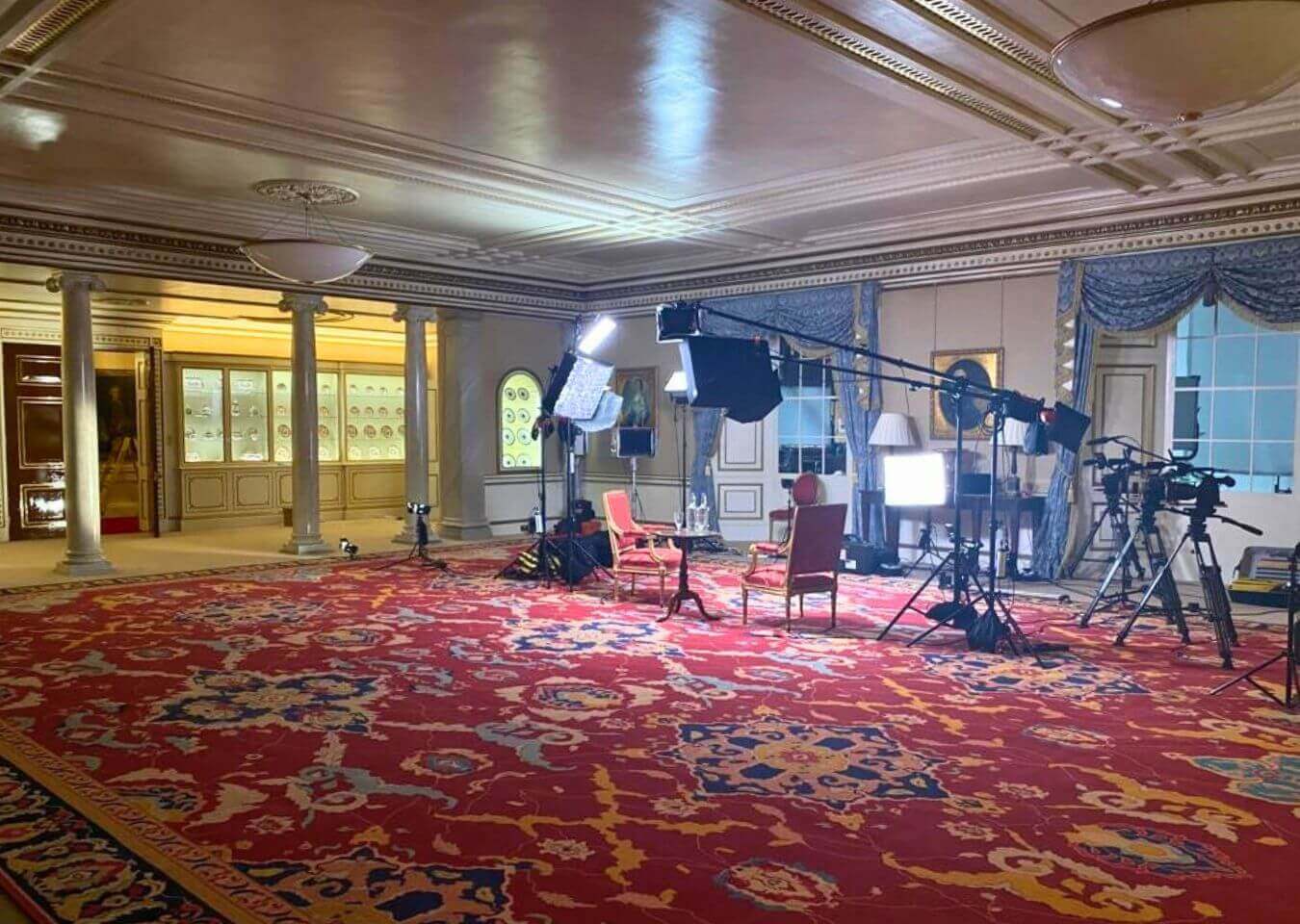London Set Building Companies Blog - Scoop Drawing Room Set by Totom