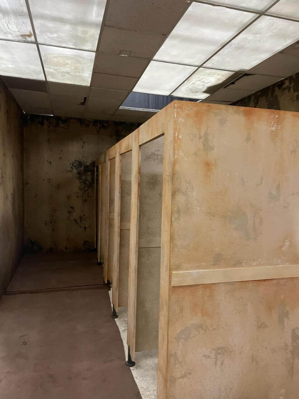 2073 image - toilet block 2
